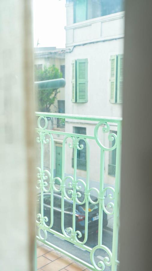 ニームLe Petit Provencalアパートメント エクステリア 写真